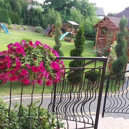 Hotel Restauracja Lorenzo Stopnica Экстерьер фото